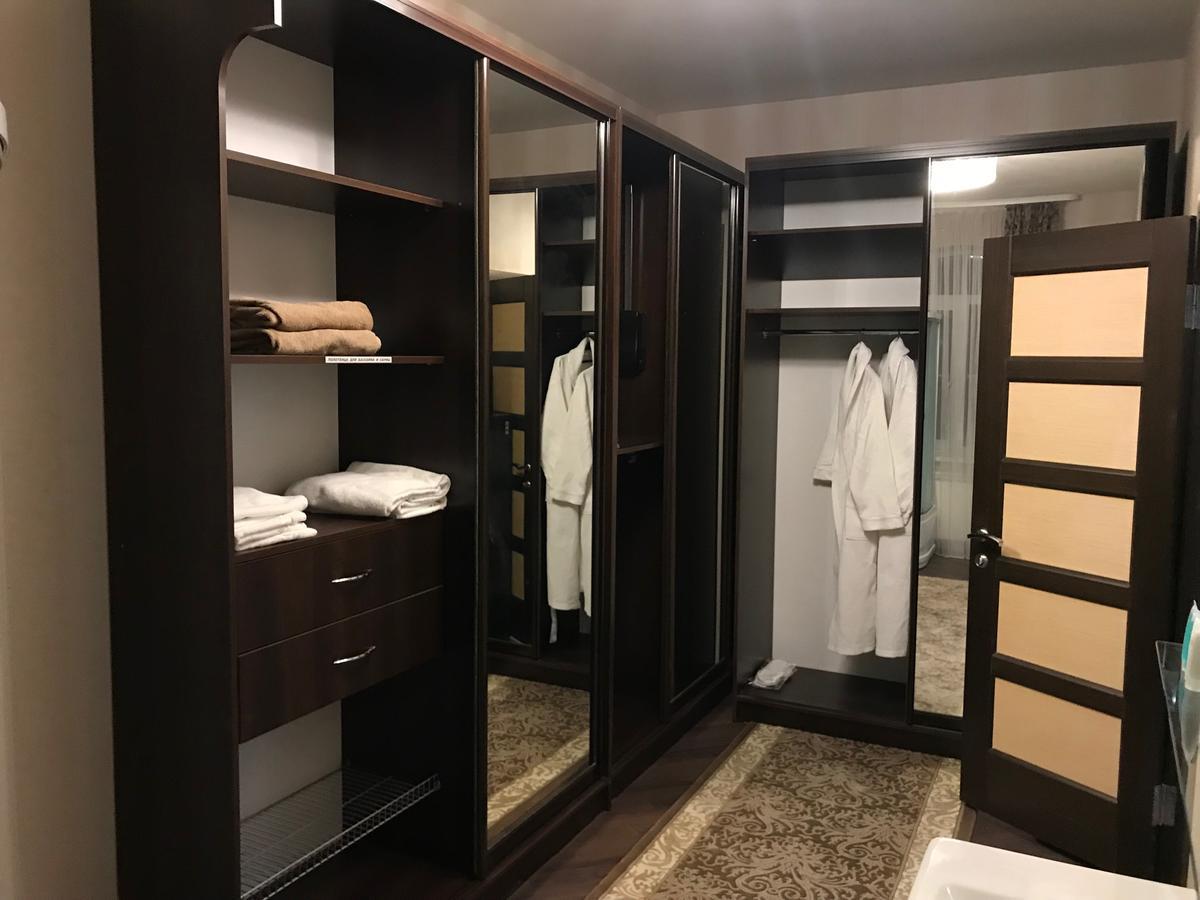 Hotel Villa Venice Vinnitsa Eksteriør bilde